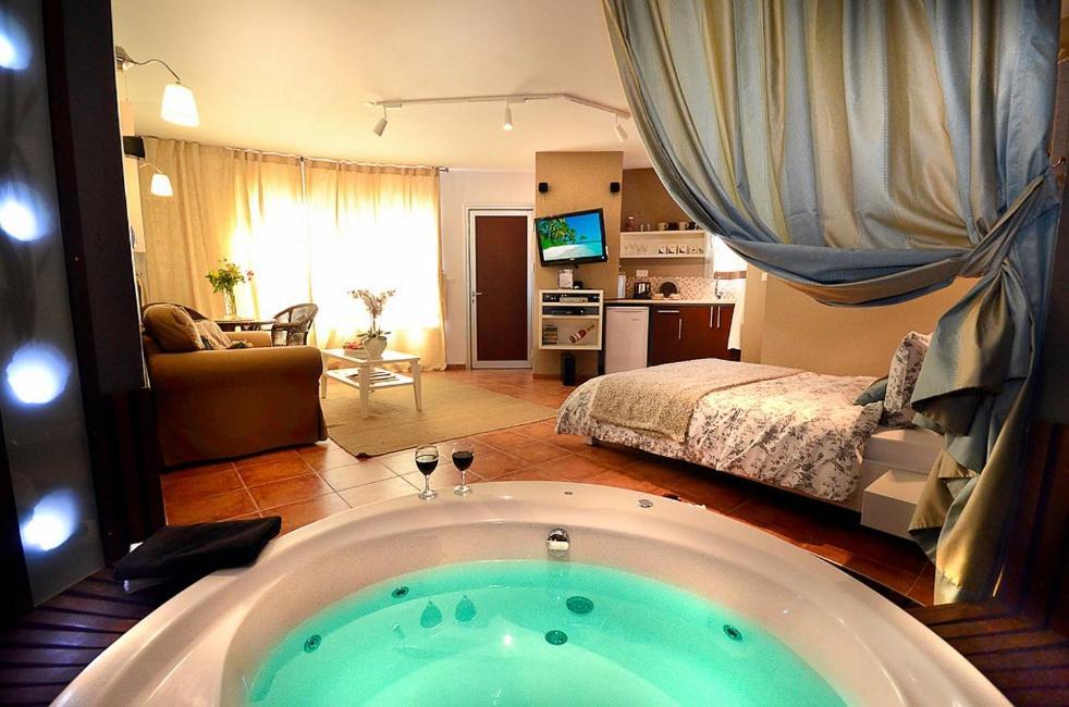 Hufsha Berama Villa Had Nes Buitenkant foto